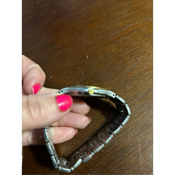 Vintage citizen mens eco-drive solar tech WR dual tone watch - Picture 3 of 5